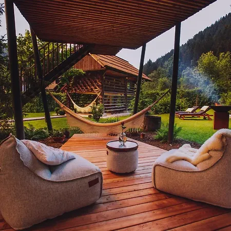House Raduha * Luče